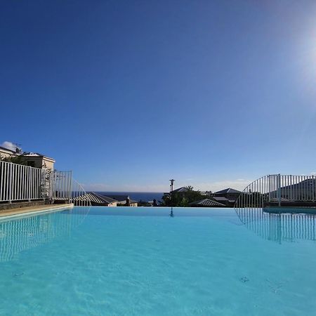 L'Instant Evasion, Studio Avec Terrasse, Piscine ! Saint-Gilles-les Bains Eksteriør bilde
