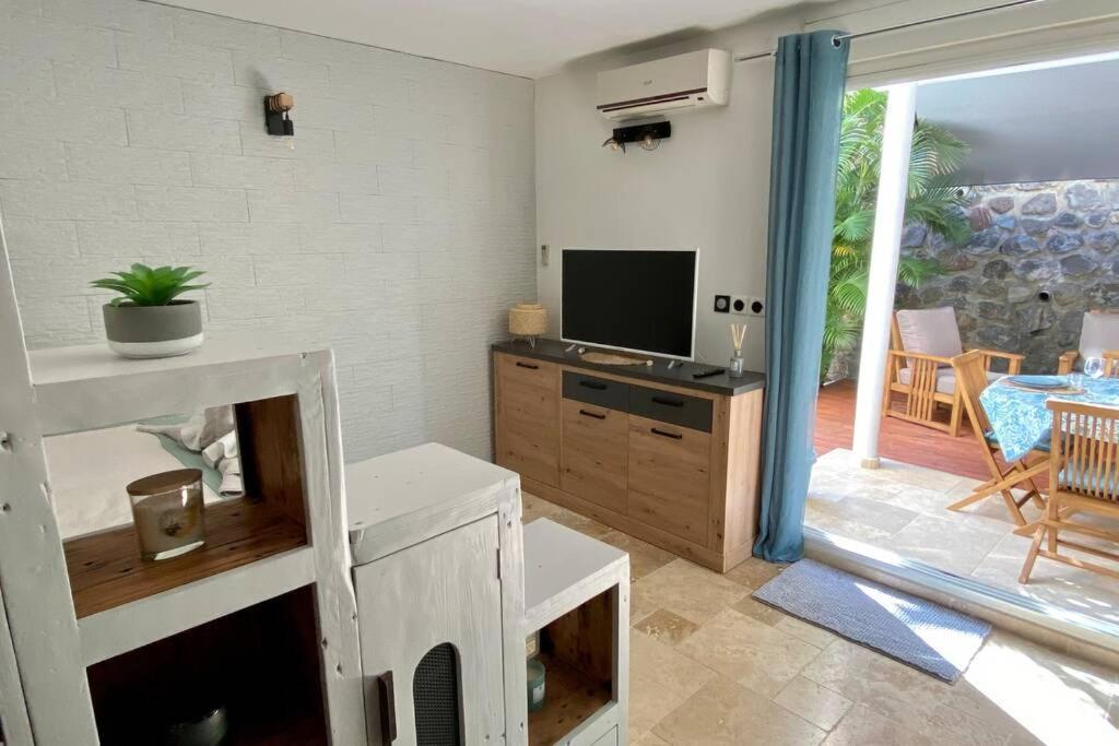 L'Instant Evasion, Studio Avec Terrasse, Piscine ! Saint-Gilles-les Bains Eksteriør bilde